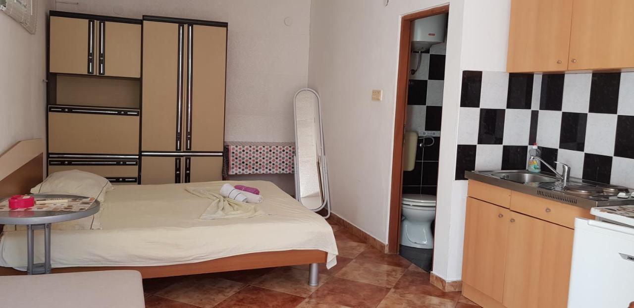 App Borna Apartamento Crikvenica Exterior foto