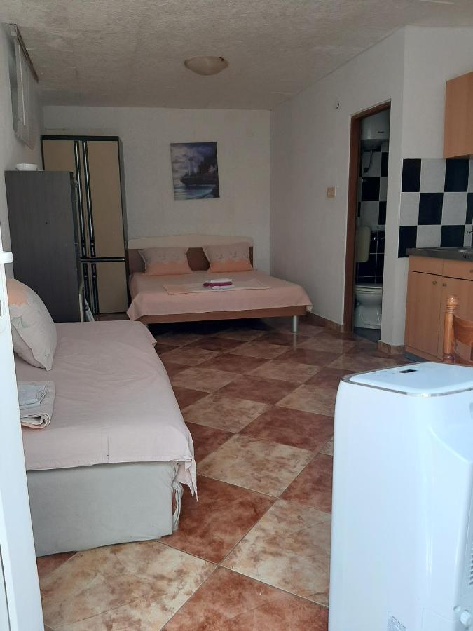 App Borna Apartamento Crikvenica Exterior foto